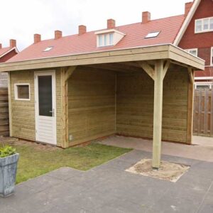 Vuren tuinhuis met overkapping met strak rabat