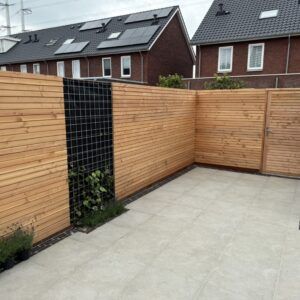 schutting met douglas rhombusdelen