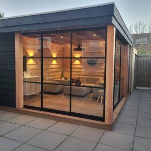 tuinkamer met steellook glaswand