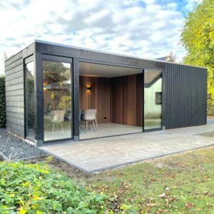 moderne tuinkamer met berging